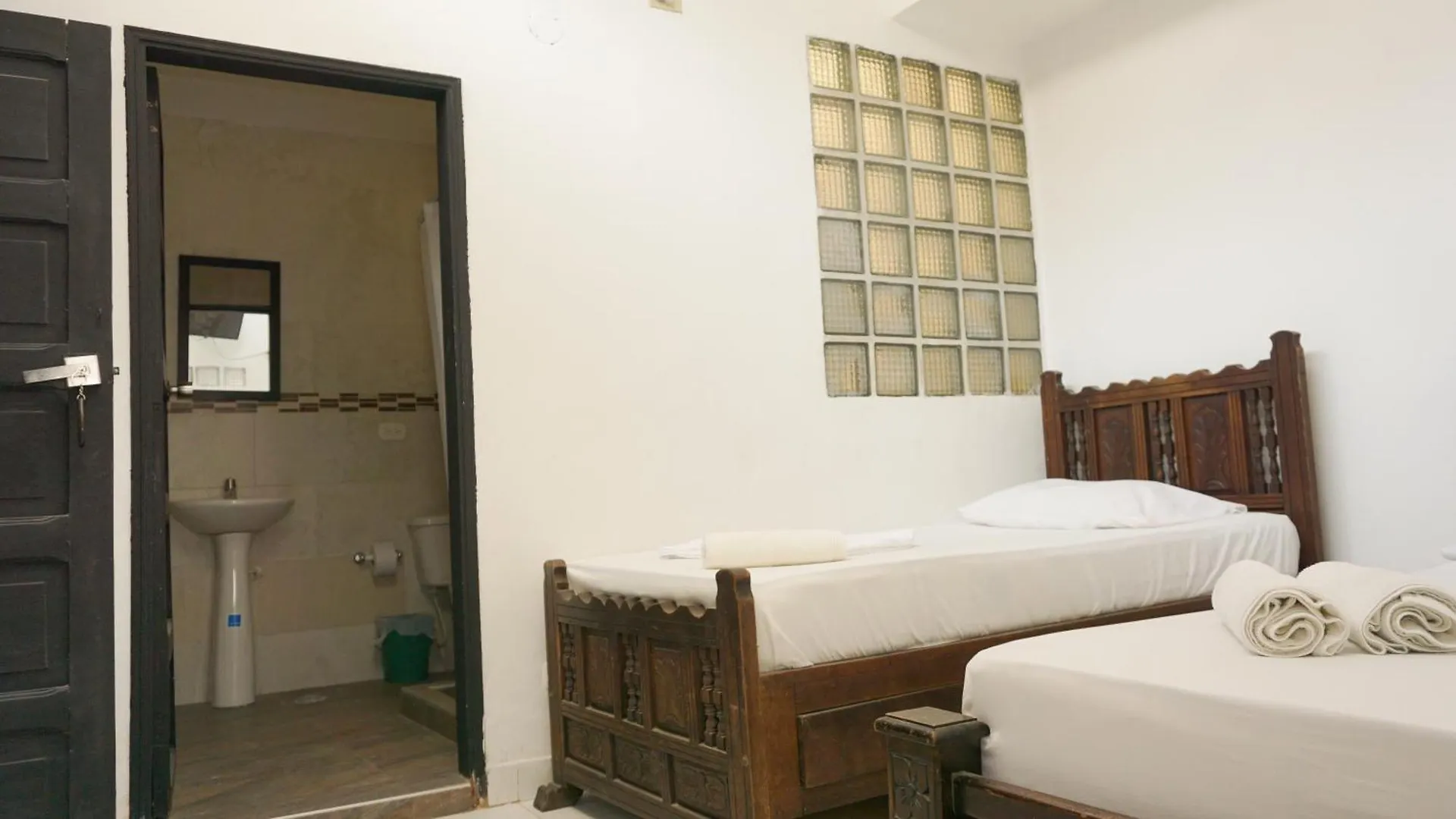 Hostal Paraiso Tayrona Santa Marta  3*, Santa Marta (Magdalena) Colombia