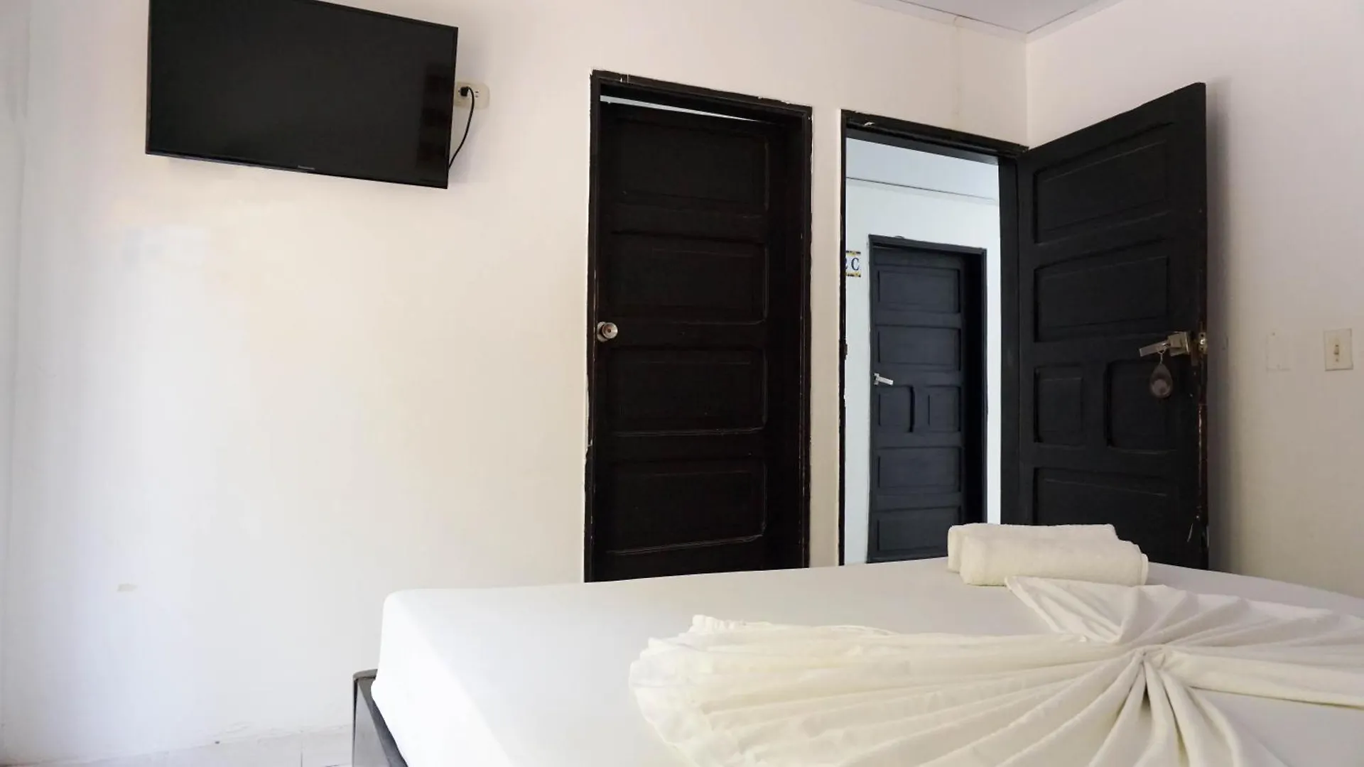 Hostal Paraiso Tayrona Santa Marta  Hotel Santa Marta (Magdalena)